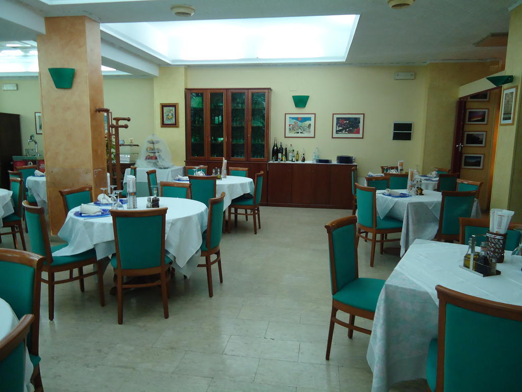Hotel Ristorante Mommo Polistena Εξωτερικό φωτογραφία