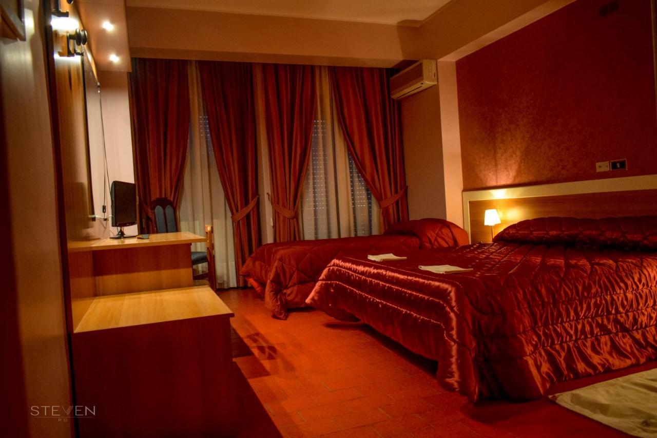 Hotel Ristorante Mommo Polistena Εξωτερικό φωτογραφία